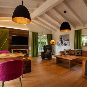 Ferienhaus Chalet Platzhirsch, Oberstdorf